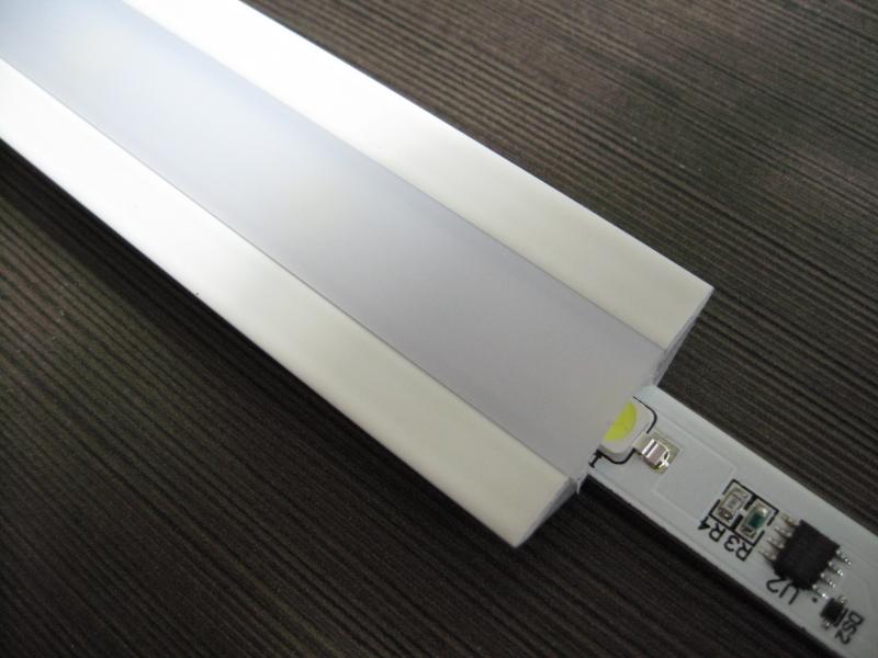 Profile aluminiowe - jak je wykorzystać w oświetleniu led?