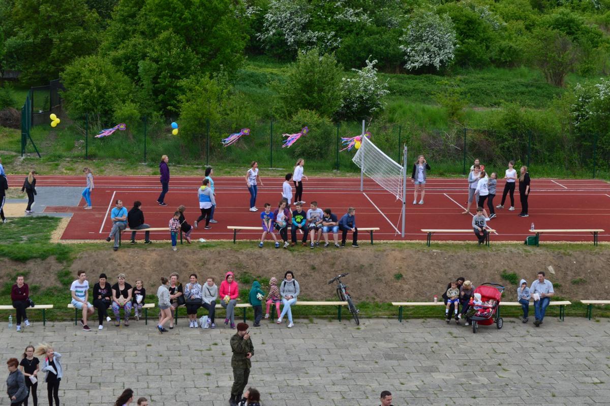 DZIEŃ PROMOCJI W SP 18 NA SPORTOWO!