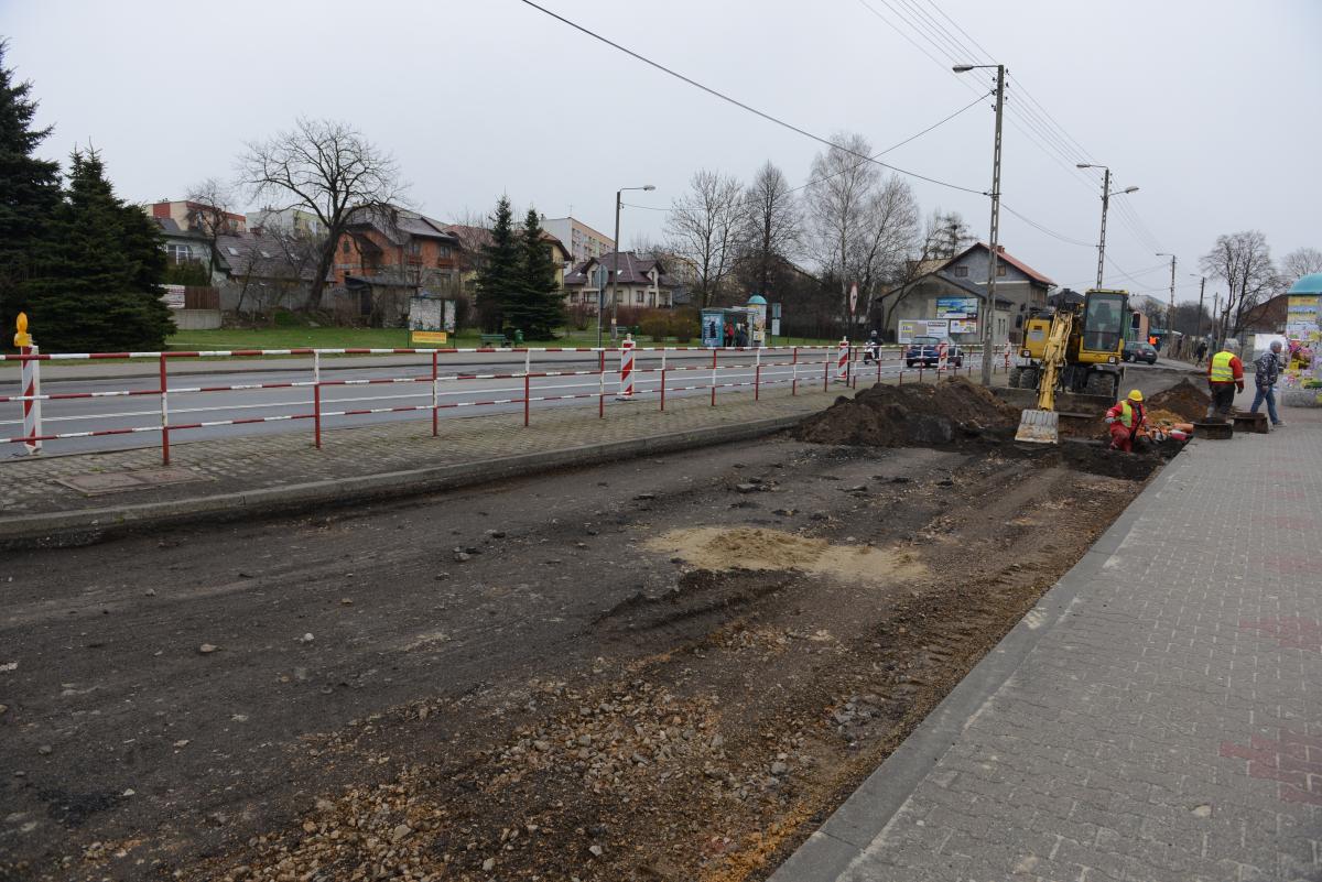 Lidl przebudowuje zatokę autobusową na Pechniku