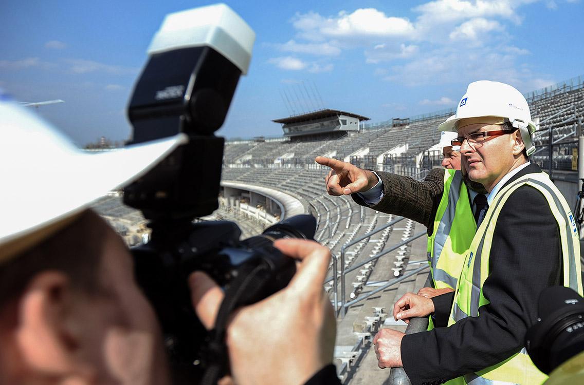 Stadion Śląski i tło polityczne