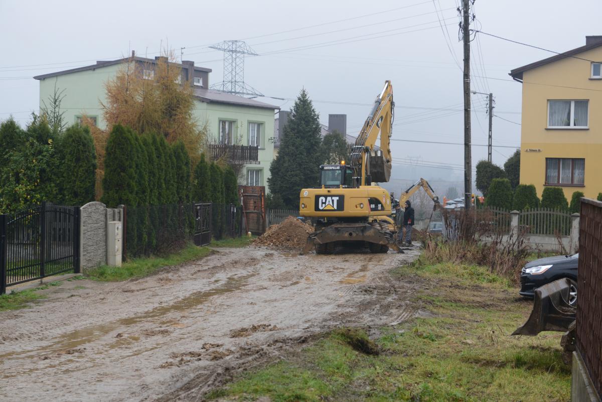 412 150 zł z dopłat do przyłączy trafi do nadwyżki na 2015 rok