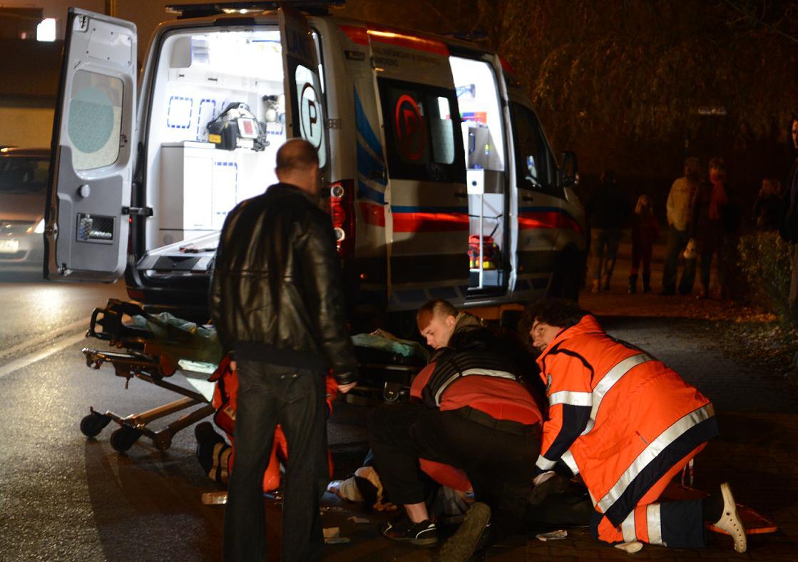 Wypadek na Matejki. Nie żyje 85-letni mężczyzna