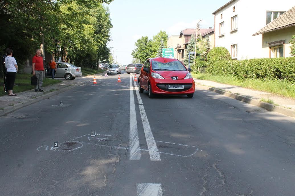 Wypadek na ul. Jaworznickiej. Nie żyje 44-latek - ZDJĘCIA