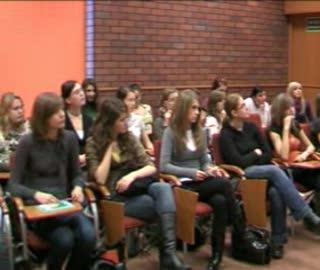 Montaż filmowy w bibliotece