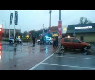 Zagrożenie bombowe w McDonalds