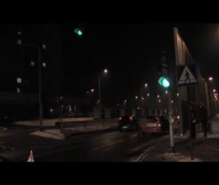 Wtargnął na jezdnię