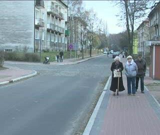 Równorzędne skrzyżowania na Alei Tysiąclecia