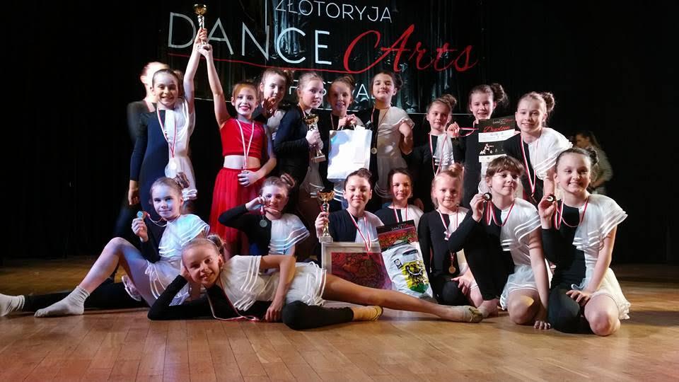 Akademia Tańca na podium