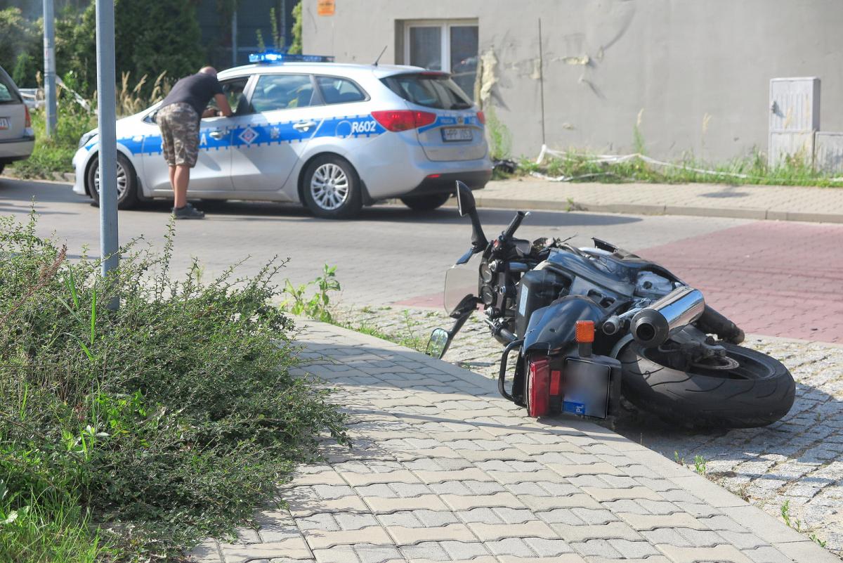 Zderzenie motocykla i osobówki