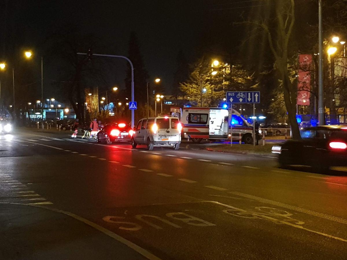 Potrącona kobieta trafiła do szpitala