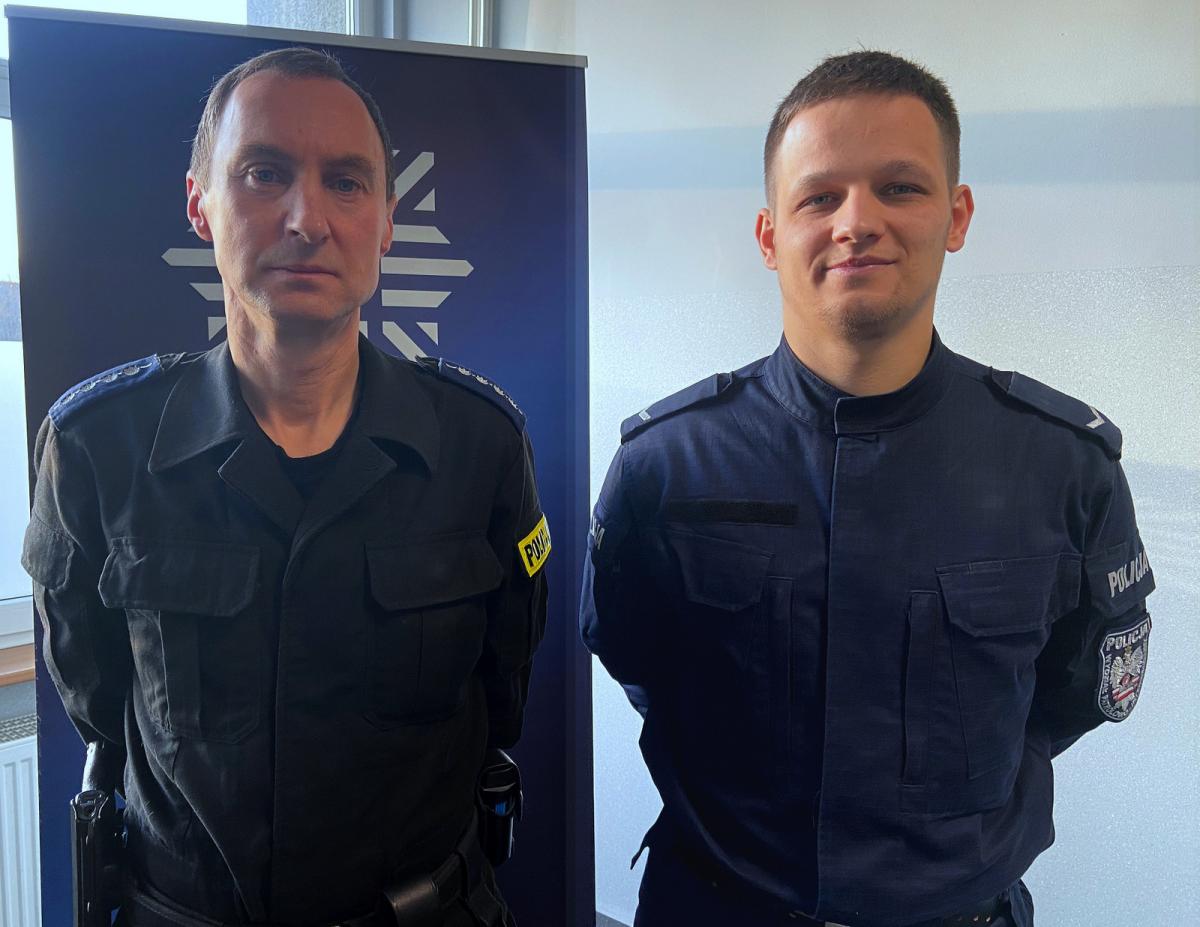 Uratowali bezdomnych z pożaru.  Rozmowa z bohaterskimi policjantami. 