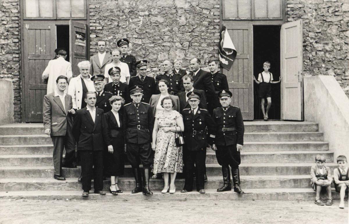 Długoszyn na kartach historii   - obiekty znane, nieznane lub zapomniane