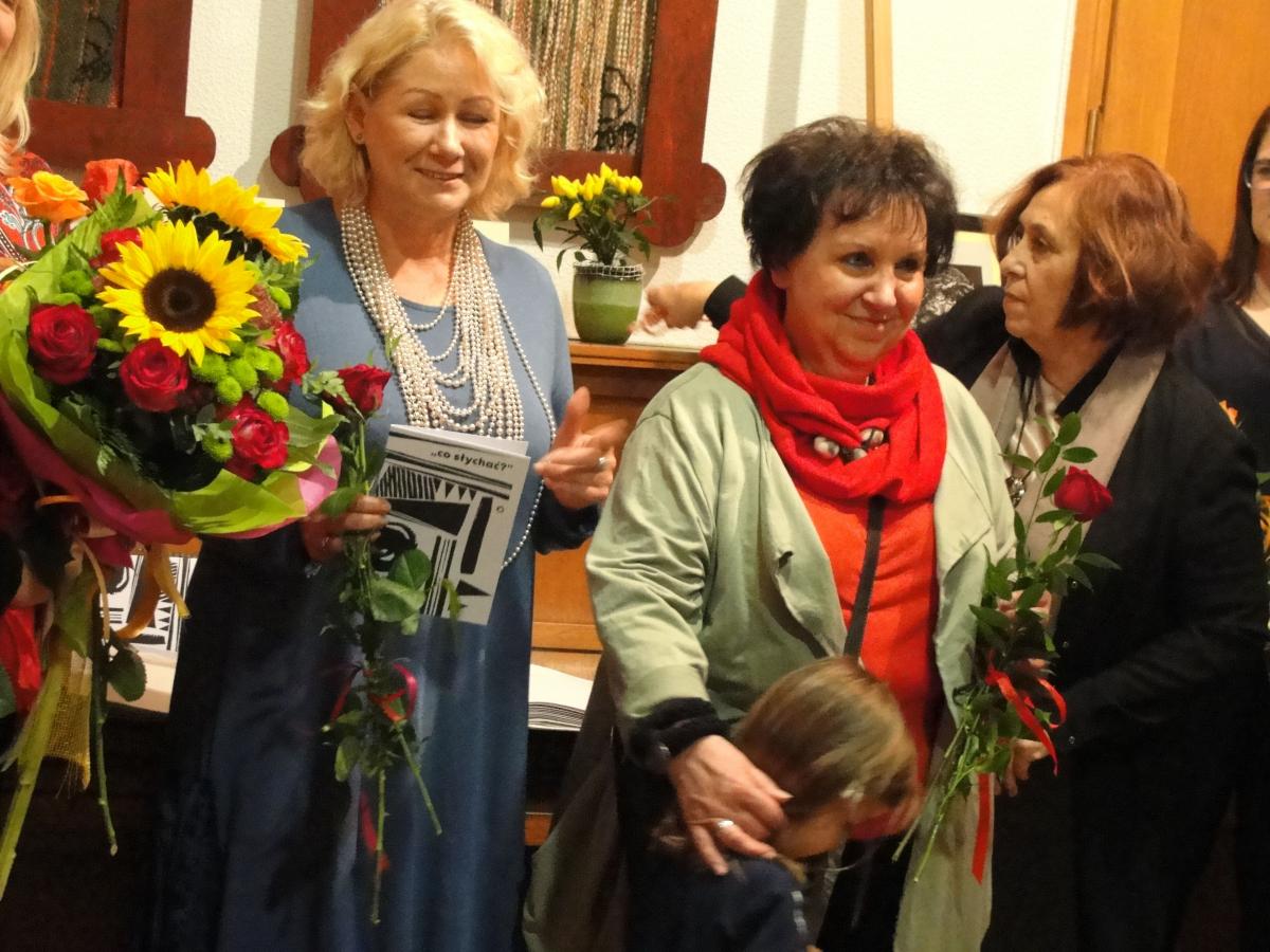 Przeciw życiu chmurnemu, sztuka radością - wystawa Nieformalnej Grupy Artystycznej