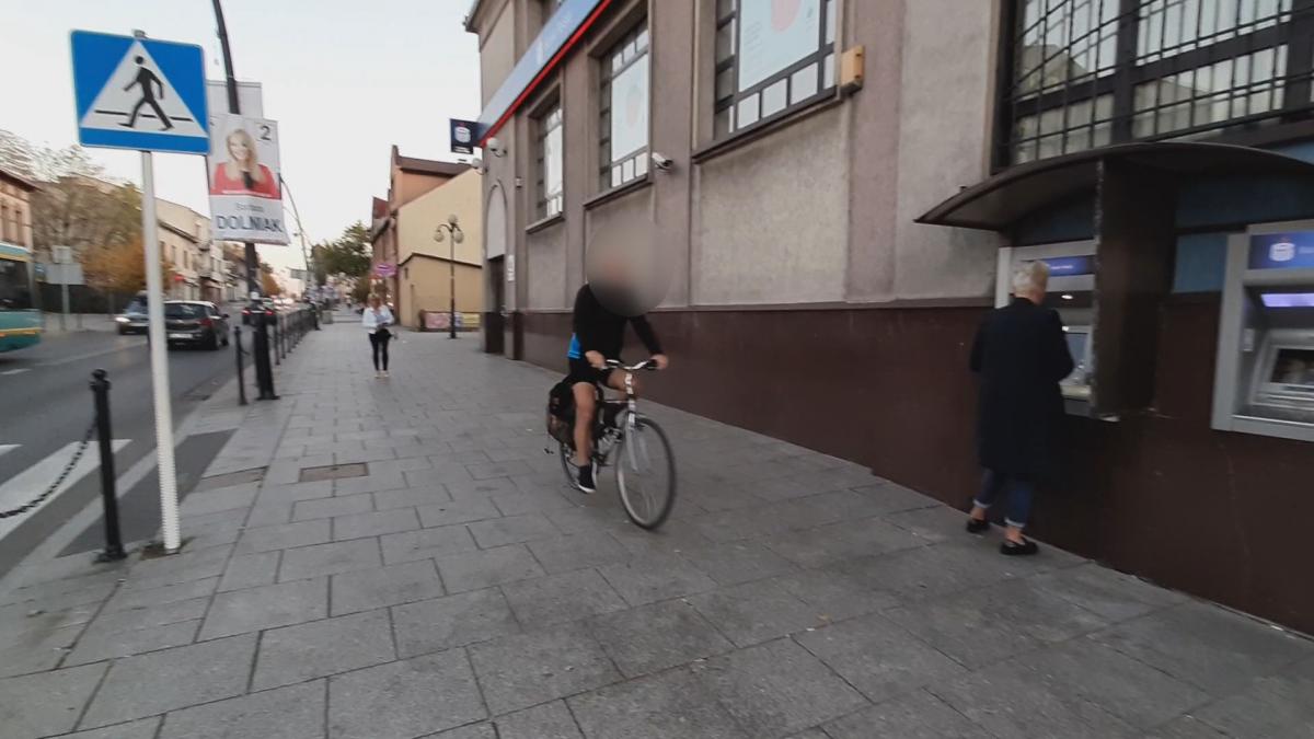Rowerem po chodniku i przejściu dla pieszych?