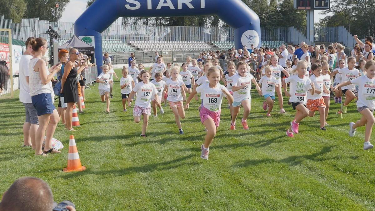Bieg dla dzieci - festiwal biegania na stadionie Victorii