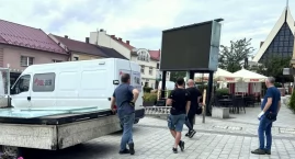 Telebim na rynku to już historia. Trwa demontaż – co powstanie w jego miejscu?