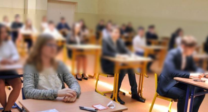 Rozpoczęły się egzaminy ósmoklasistów 