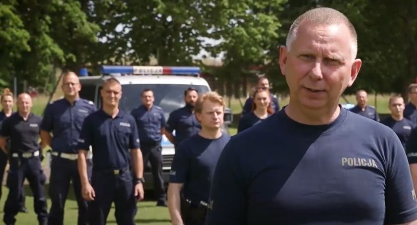 Policjanci z Kościerzyny dalej pompują i wpłacają pieniądze dla dzieci chorujących na SMA