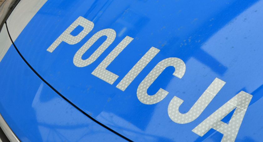 Policjanci znaleźli opla 82-latka. Odzyskali też inne pojazdy