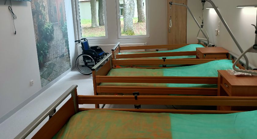 W szpitalu w Dzierżążnie jest więcej dla osób wymagających opieki długoterminowej