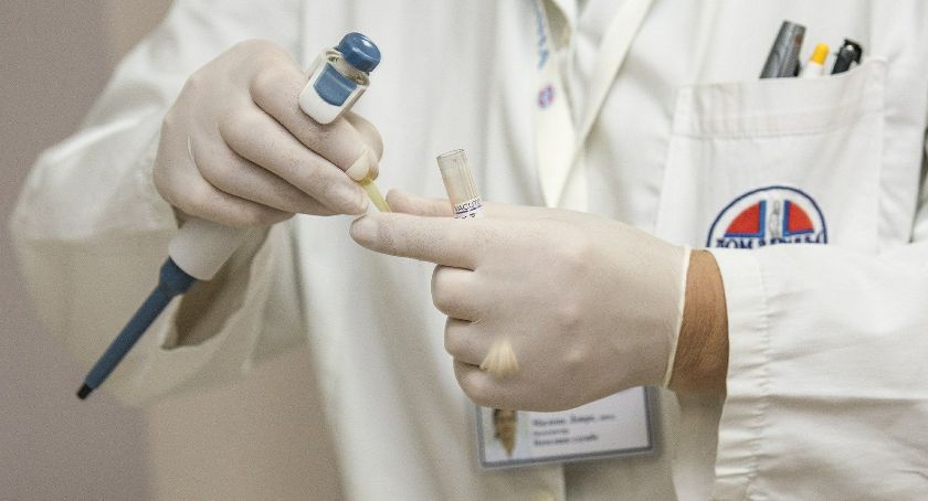 Uchroń się przed nowotworem - skorzystaj z darmowej cytologii i kolonskopii