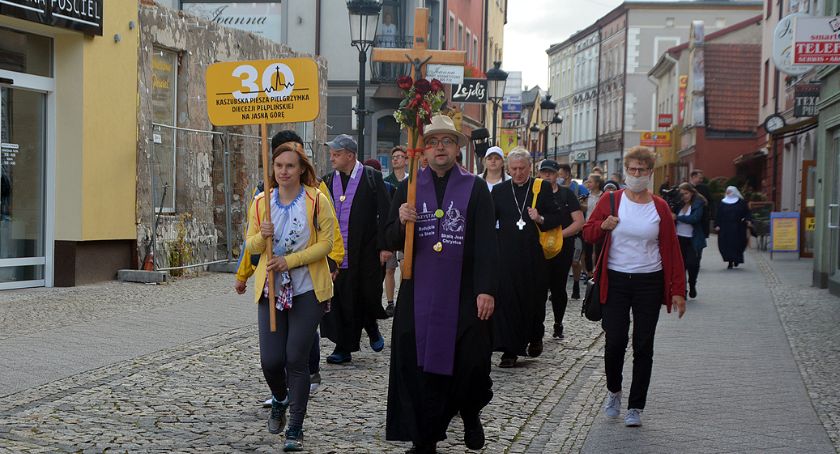 Z Kościerzyny na Jasną Górę wyruszyła 30. Kaszubska Piesza Pielgrzymka Diecezji Pelplińskiej