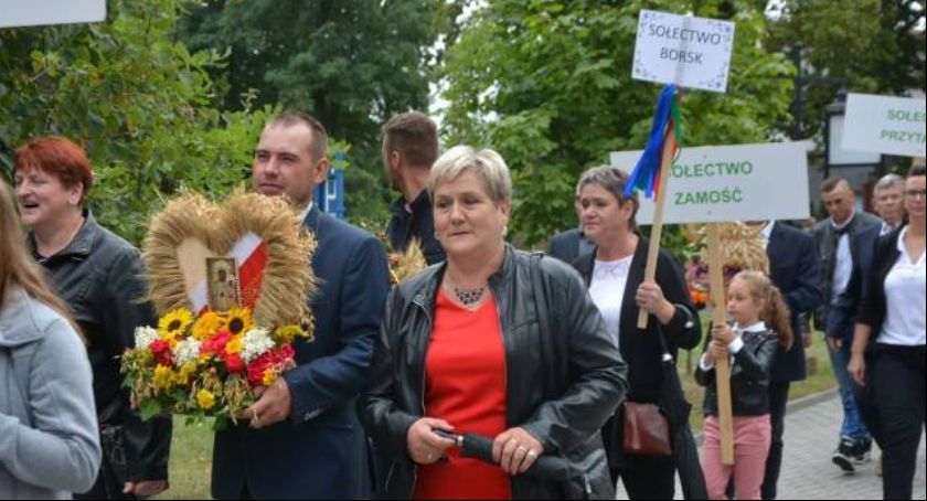 Dożynki gminne w Karsinie