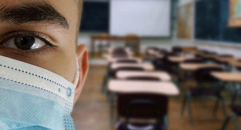 Po kwarantannie uczniowie wracają do normalnych zajęć