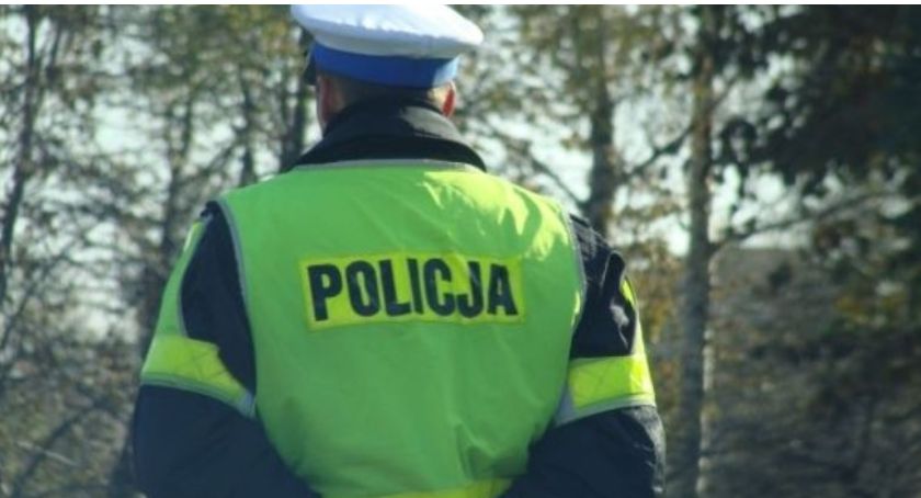 Kompletnie pijana 47-latka za kierownicą renault 