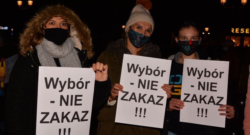 Będzie policyjne postępowanie ws. marszu w obronie praw kobiet 