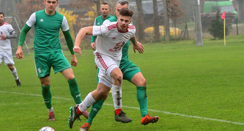 Anioły zadały zabójczy cios ekipie z Karsina w doliczonym czasie gry