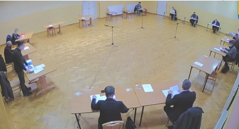 Wystarczyły trzy minuty, by zadbać o wizerunek wójta gminy Karsin