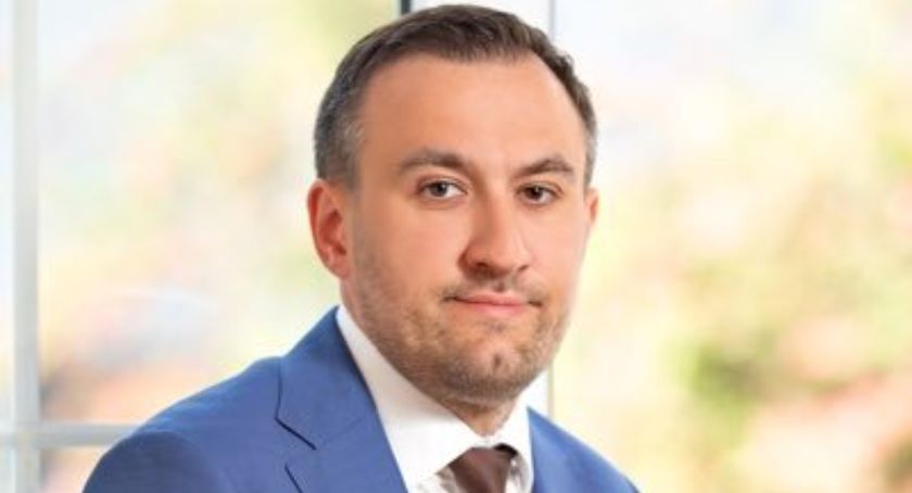 Tomasz Augustyniak ma zostać odwołany? Samorządowcy w obronie pomorskiego szefa sanepidu