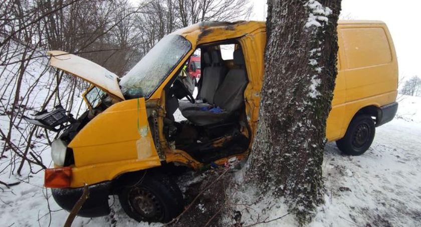 Jest ślisko! Dwa wypadki i kolizja - są utrudnienia w ruchu