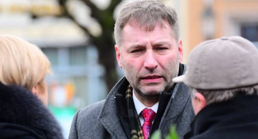 Burmistrz Kościerzyny jest w szpitalu, ale czuje się coraz lepiej