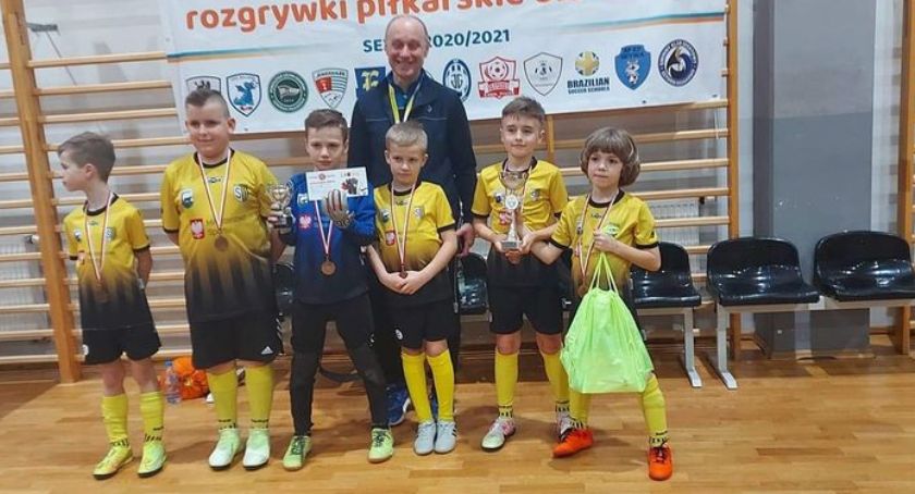Piłkarze Santany Wielki Klincz pokazali wysoką formę w dwóch turniejach