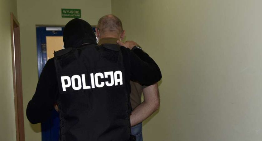 Włamywacze w rękach policji - łupy trafiły do właścicieli 