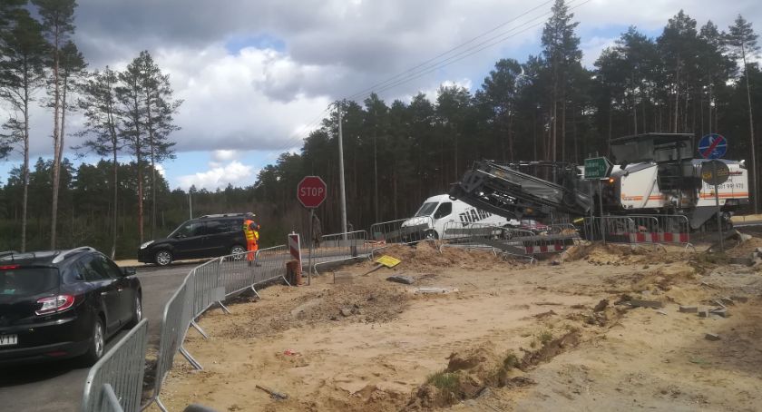 Uwaga kierowcy! Zjazd z K20 na Łubianę chwilowo zamknięty
