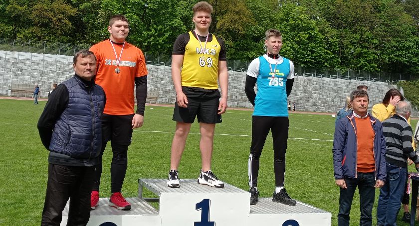 Lekkoatletyka. Wysoka forma zawodników Uczniowskiego Klubu Sportowego Lipusz