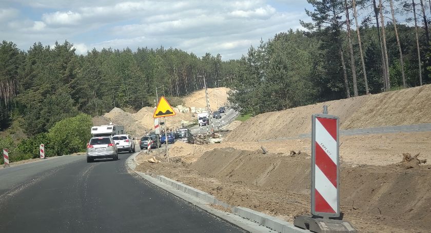 Remont drogi krajowej nr 20. Jak będzie wyglądać ścieżka pieszo-rowerowa?