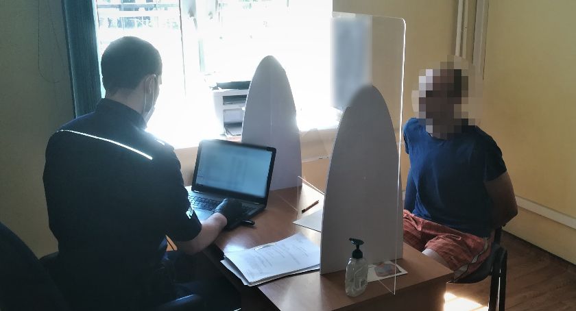 Chcieli ukraść mercedesa, noc spędzili w policyjnym areszcie