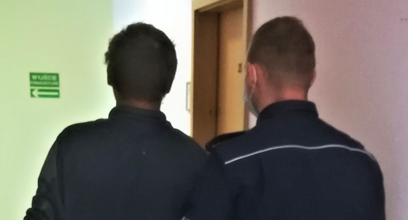Dwaj włamywacze w rękach policji