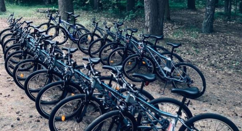 Nowe rowery czekają już na turystów Powiatowego Centrum Młodzieży w Garczynie