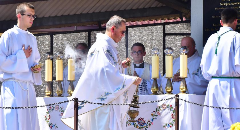 Główne uroczystości odpustowe ku czci Matki Bożej Kościerskiej Królowej Rodzin 