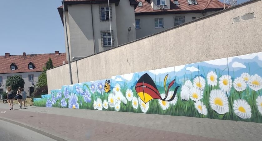 Mural ku pamięci partnerskich stosunków pomiędzy niemiecką i polską gminą