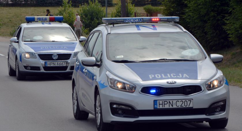 Dzień przed egzaminem, 21-latek wpadł na jeździe samochodem 