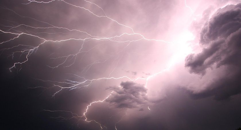 Uwaga znów mogą pojawić się burze - są kolejne ostrzeżenia