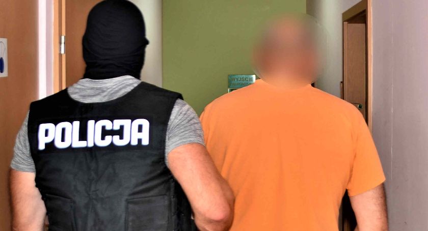 Policjant na urlopie wytropił włamywaczy 