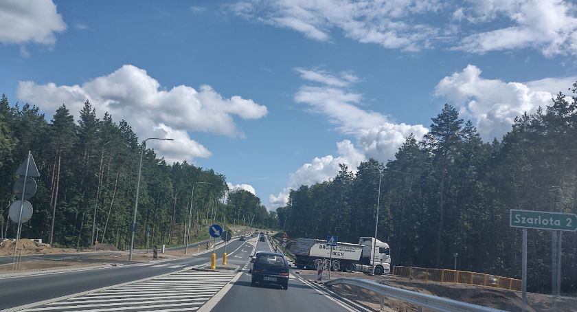 Jaka jest jakość drogi Kościerzyna-Korne? Sprzeczne wyniki badań