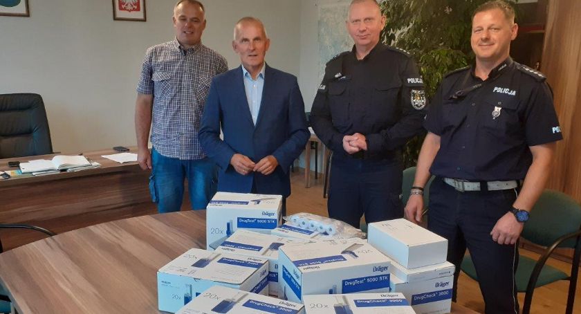 Gmina Kościerzyna wspiera kościerską policję w walce z narkomanią